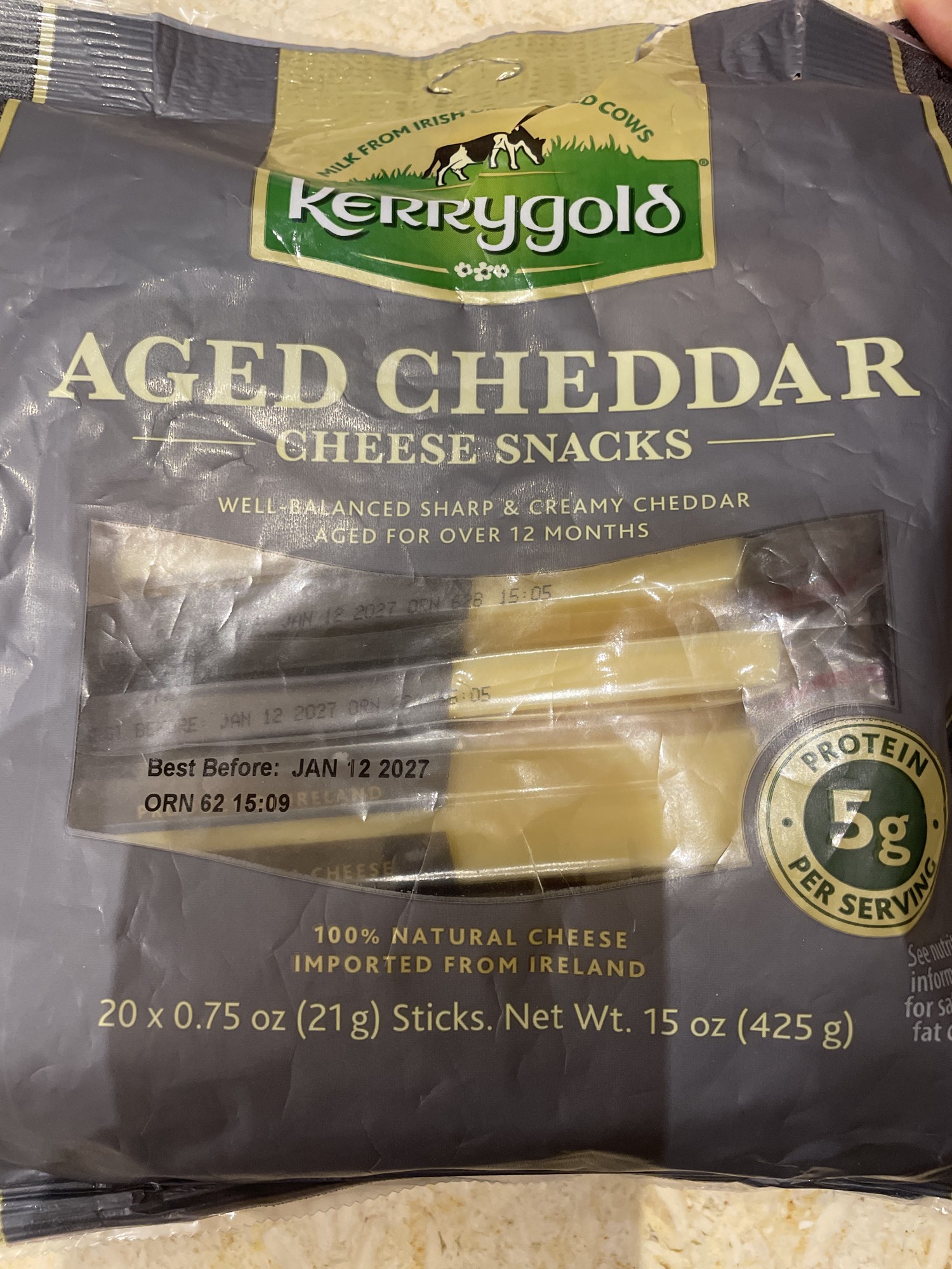 Aged Cheddar Cheese Snacks